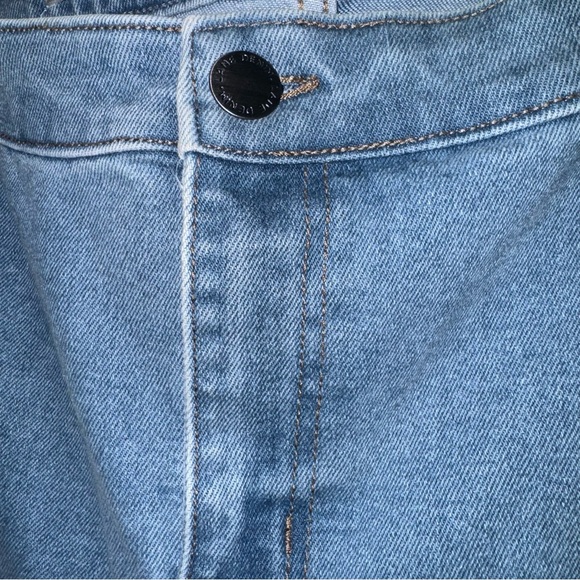 LANE BRYANT Signature Fit Boyfriend Jean- Light Wash with Patchwork, Size 22 - Picture 10 of 13